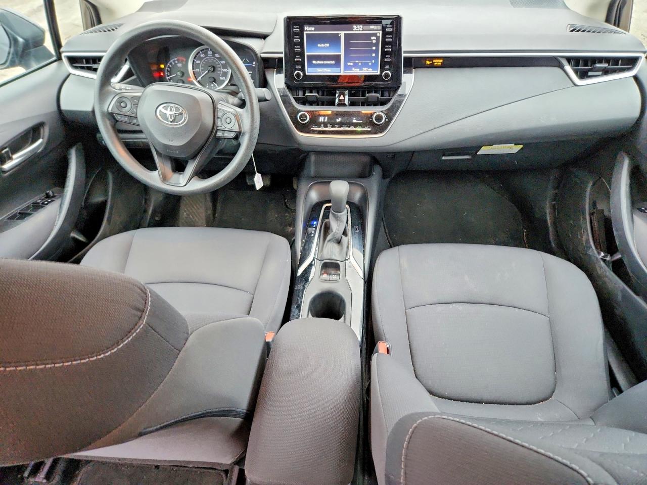 2020 TOYOTA COROLLA LE photo 15