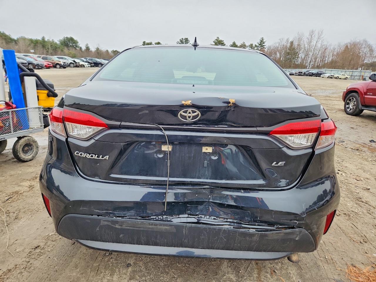 2020 TOYOTA COROLLA LE photo 11