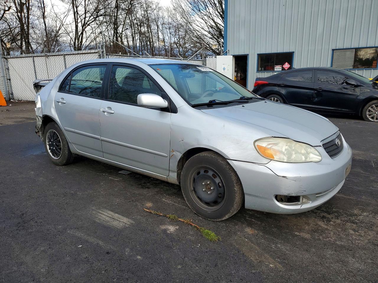 2005 TOYOTA COROLLA LE photo 7