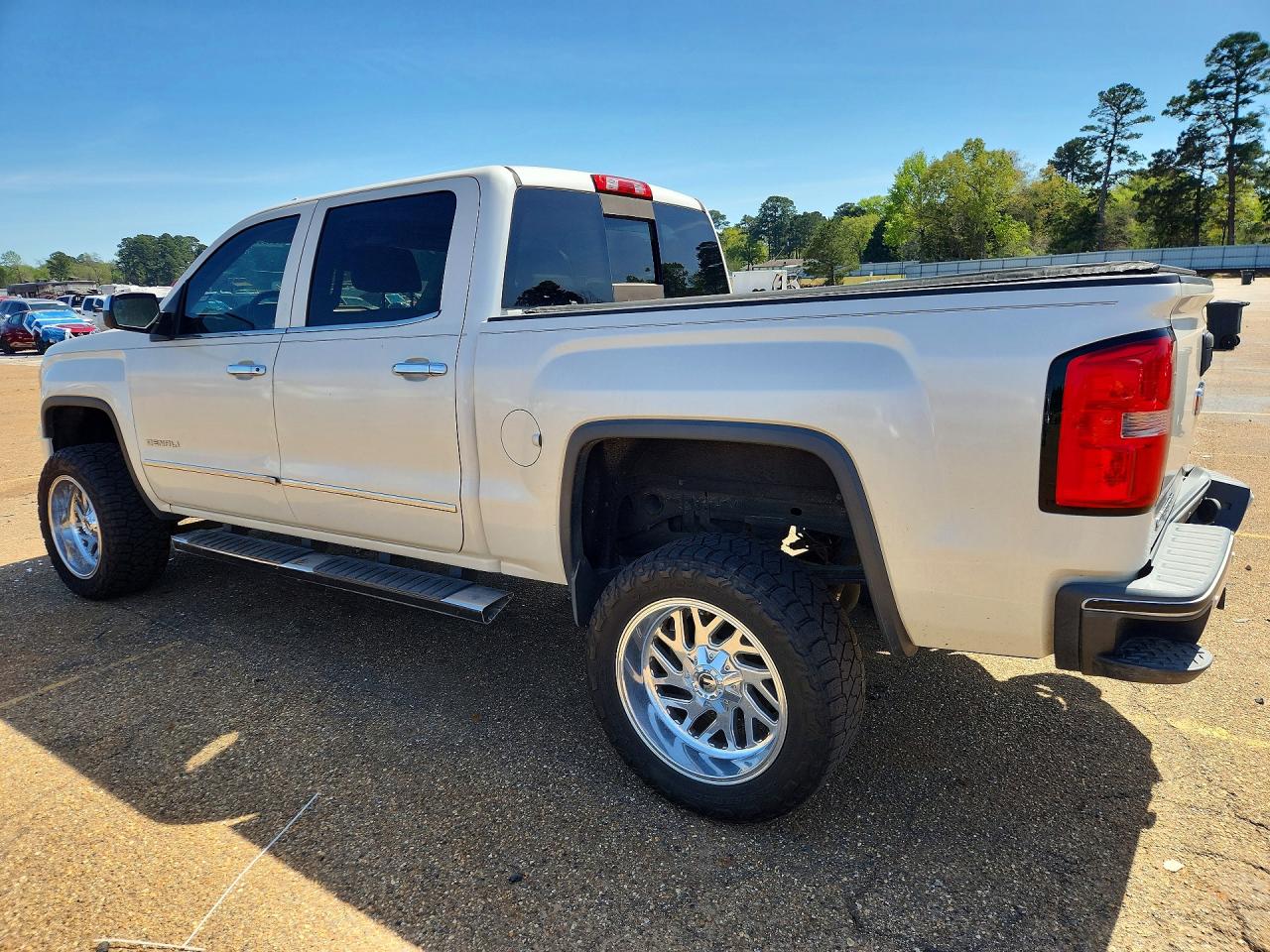 2015 GMC SIERRA K1500 DENALI photo 2