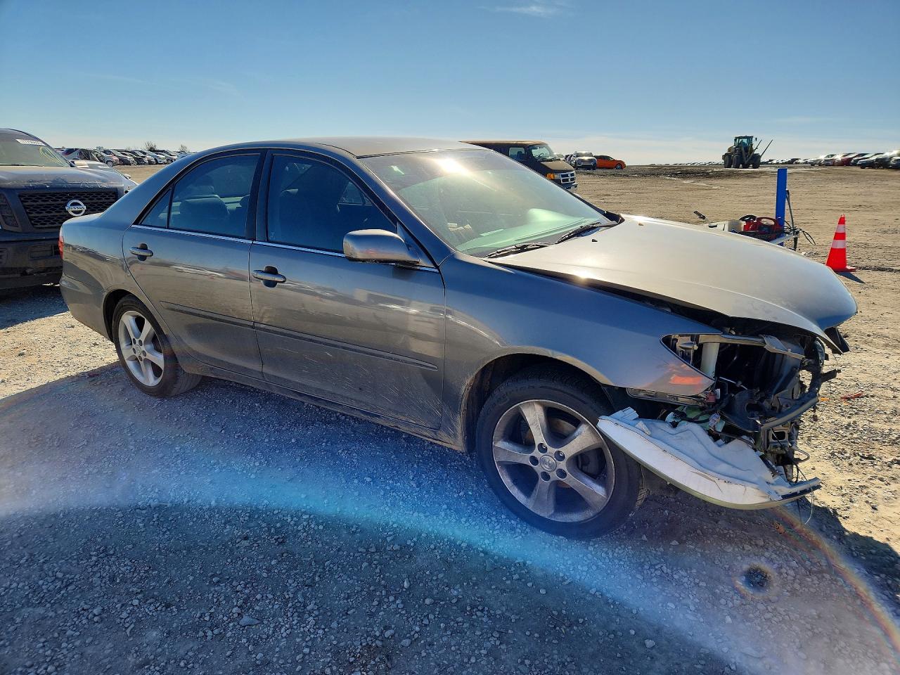 2006 TOYOTA CAMRY LE photo 4