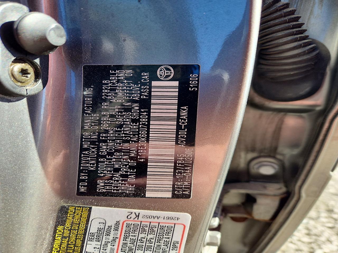 2006 TOYOTA CAMRY LE photo 12