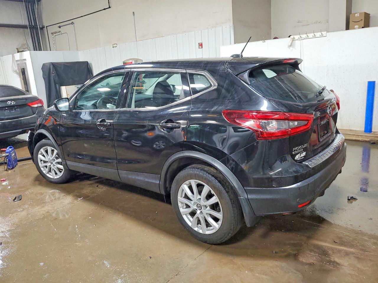 2020 NISSAN ROGUE SPORT S photo 3
