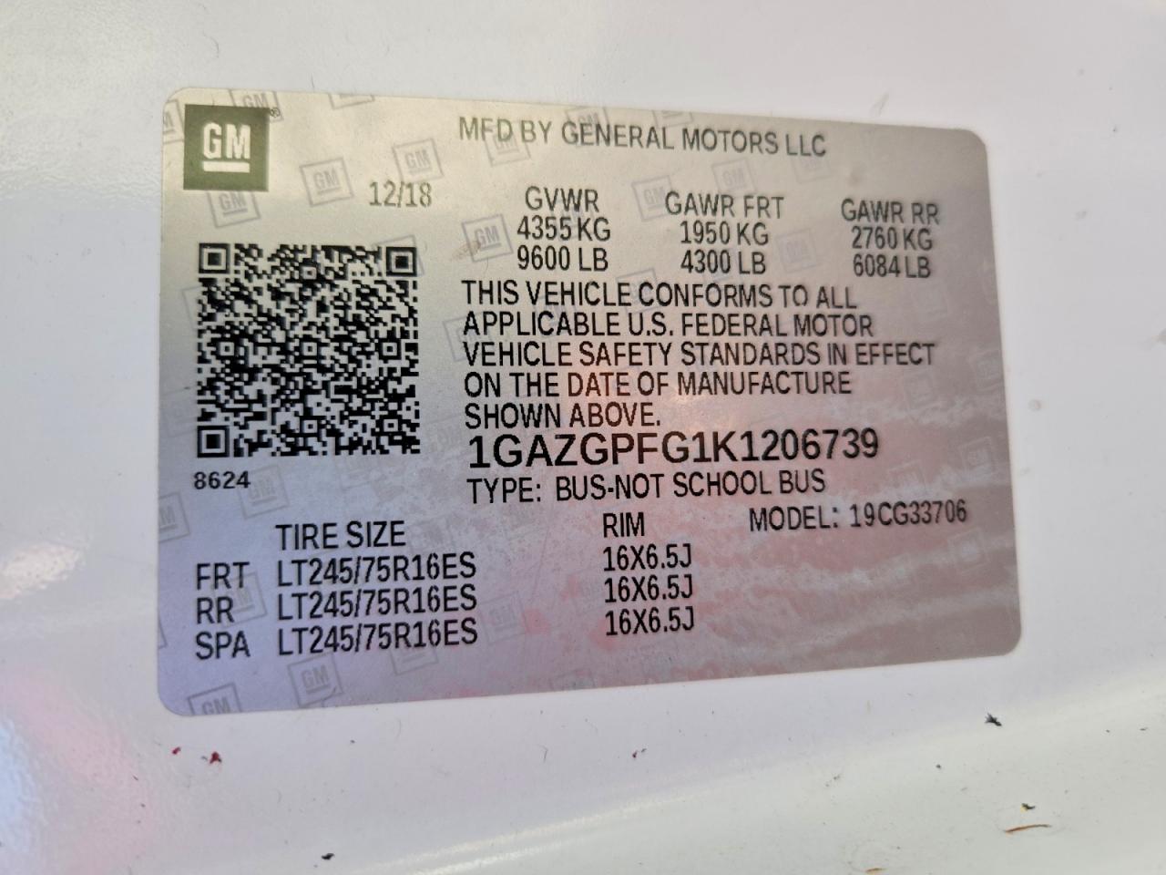 2019 CHEVROLET EXPRESS G3500 LT photo 37