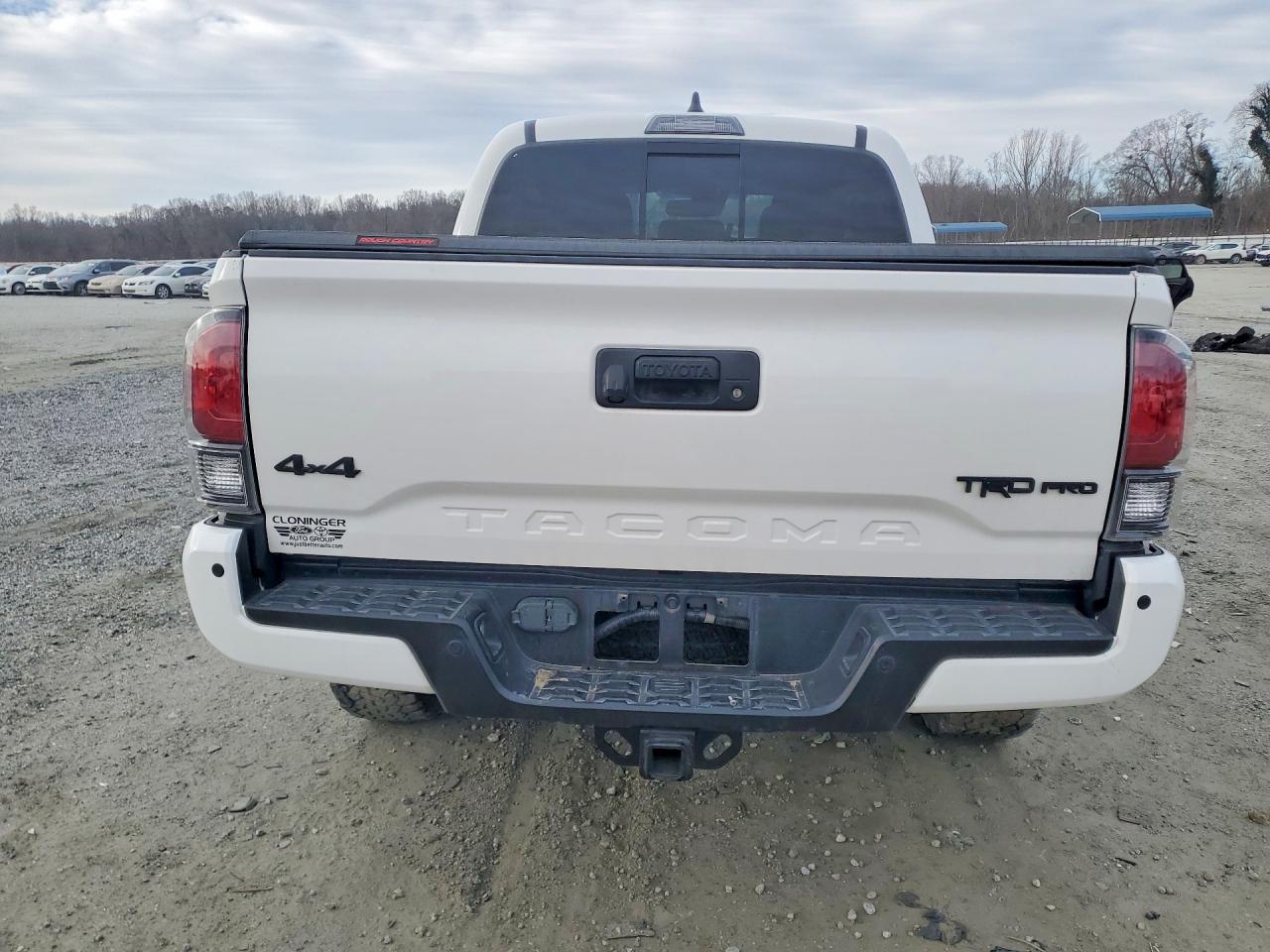 2022 TOYOTA TACOMA DOUBLE CAB photo 6