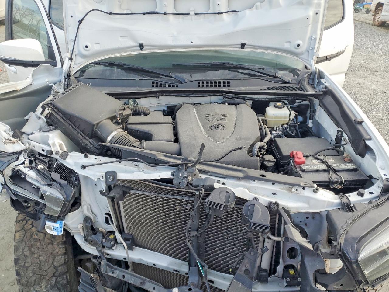 2022 TOYOTA TACOMA DOUBLE CAB photo 11