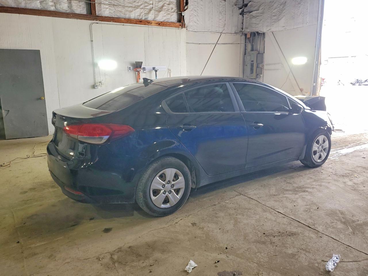 2017 KIA FORTE LX photo 7