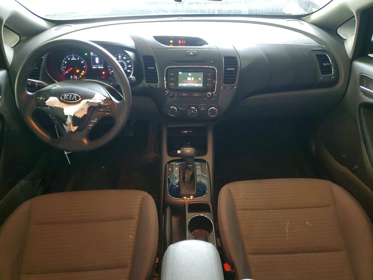 2017 KIA FORTE LX photo 22