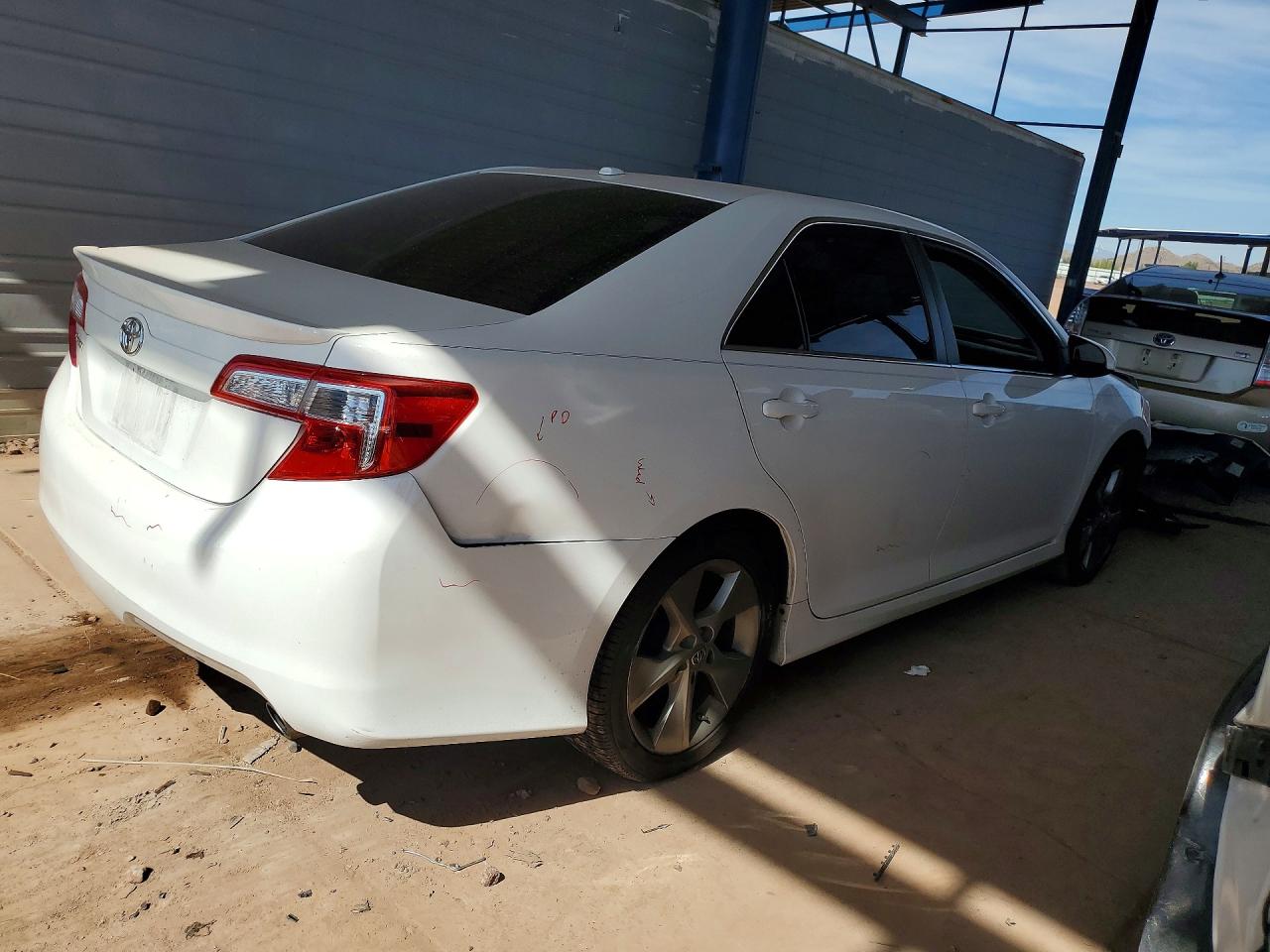 2012 TOYOTA CAMRY SE photo 7