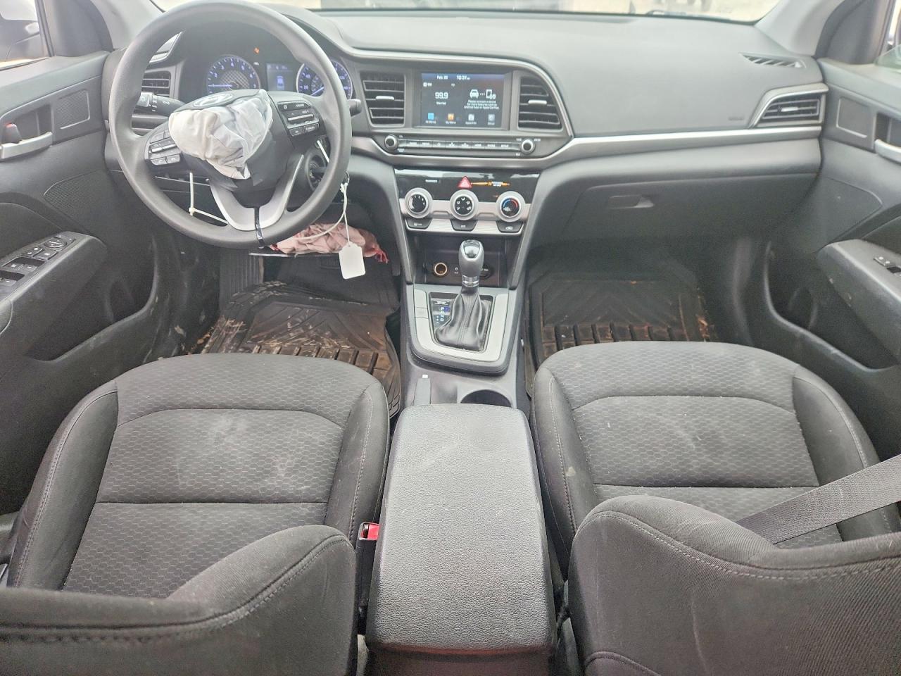 2019 HYUNDAI ELANTRA SEL photo 15