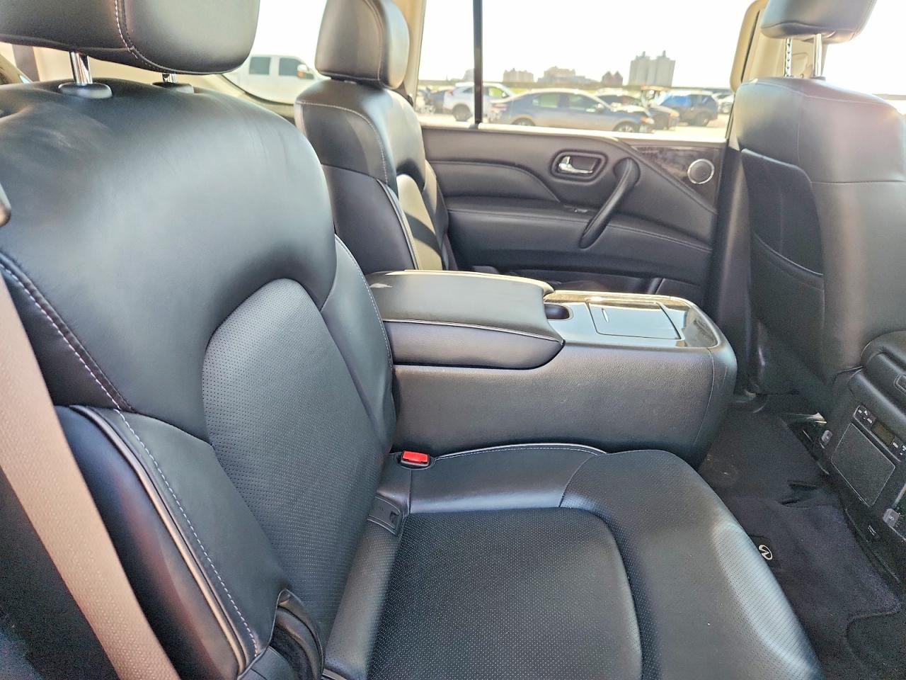 2020 INFINITI QX80 LUXE photo 31