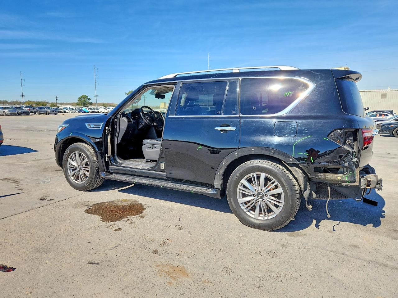2020 INFINITI QX80 LUXE photo 4