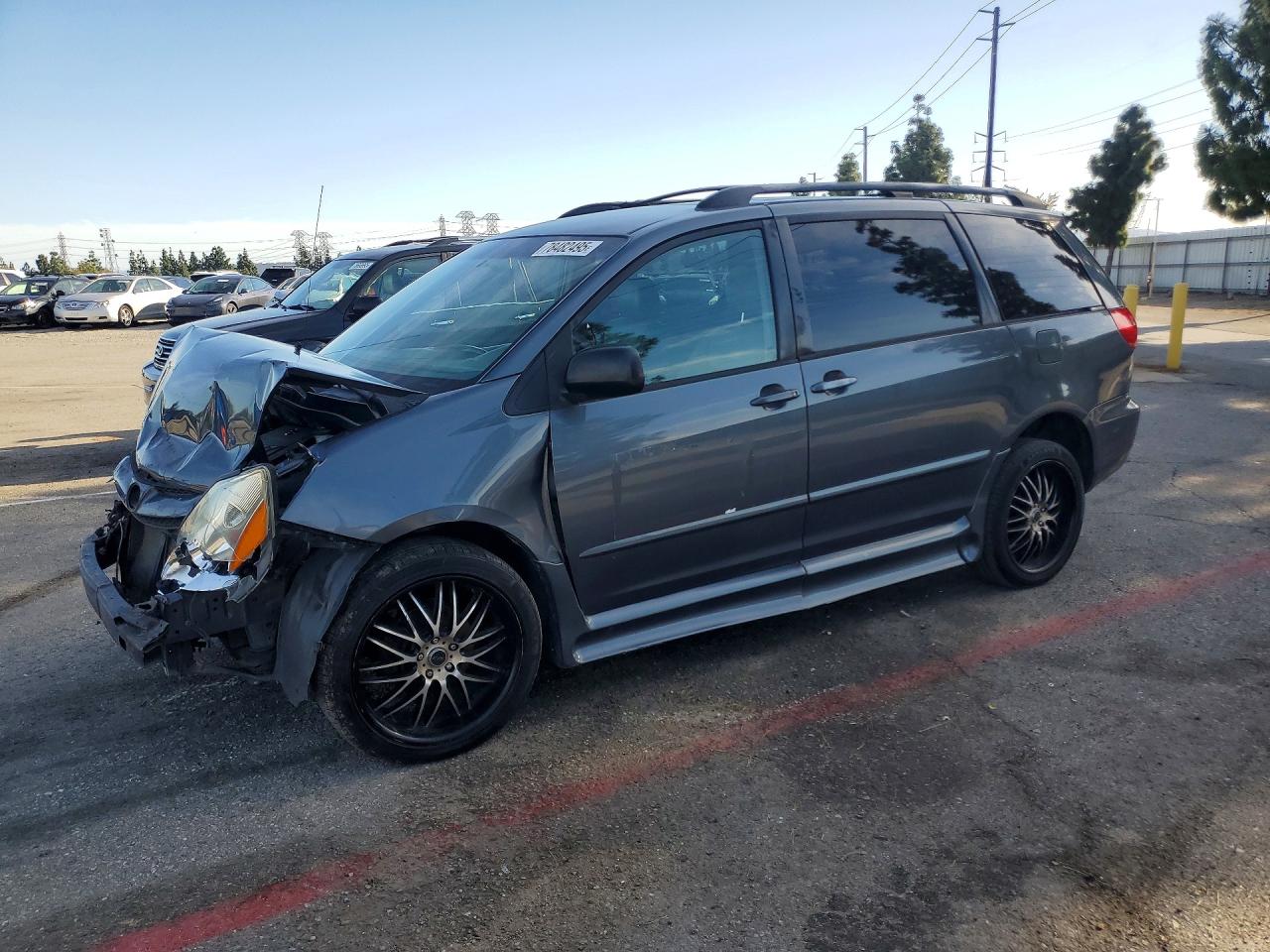 2006 TOYOTA SIENNA