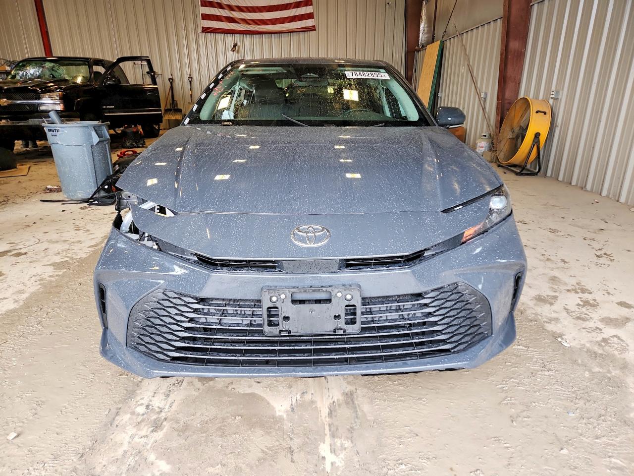 2025 TOYOTA CAMRY LE photo 13
