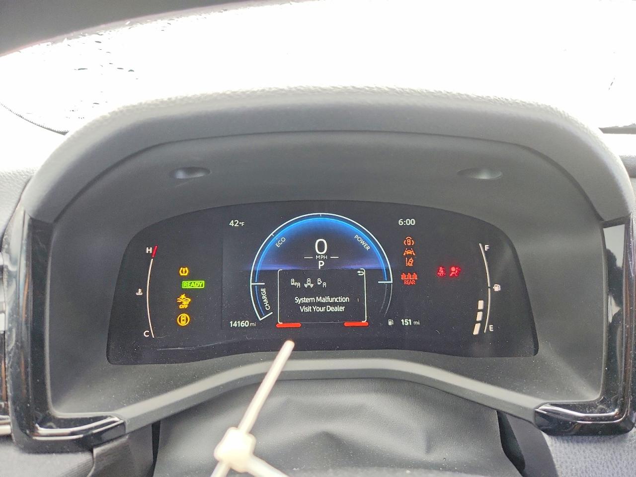 2025 TOYOTA CAMRY LE photo 25