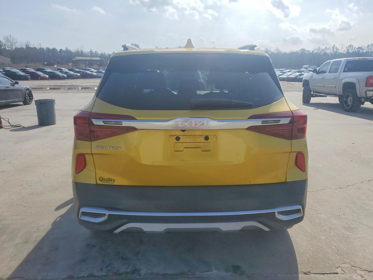 2023 KIA SELTOS SX photo 6