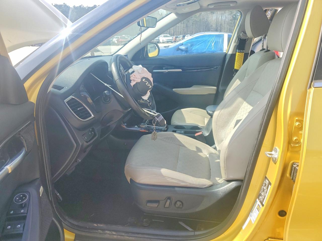 2023 KIA SELTOS SX photo 7