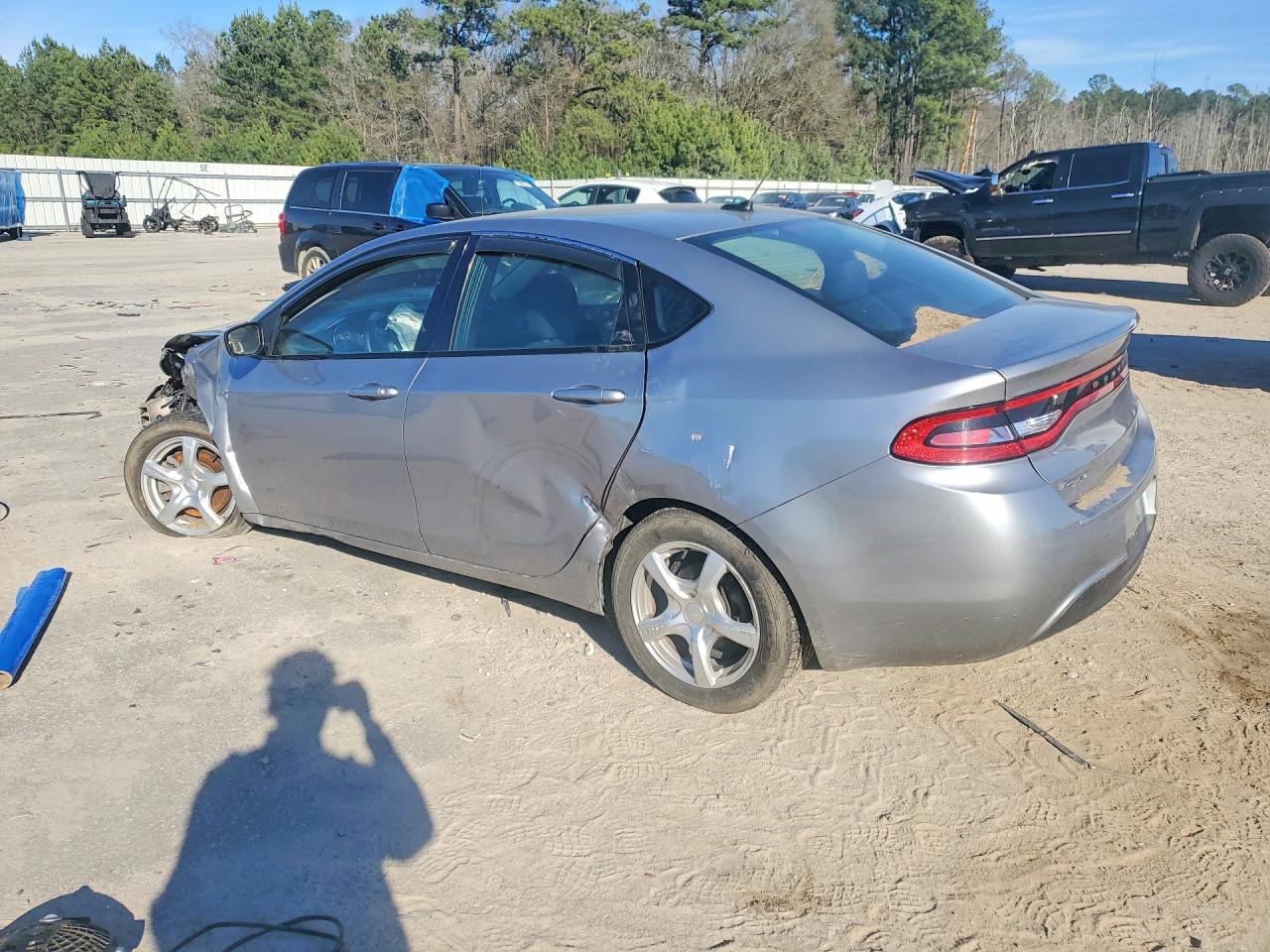 2015 DODGE DART SE photo 2