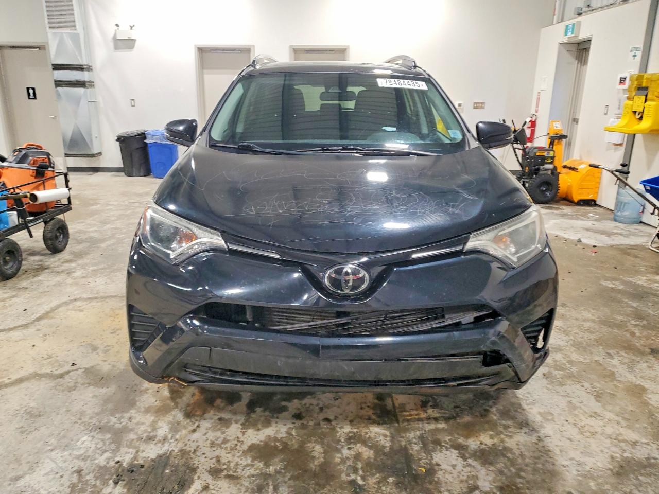 2017 TOYOTA RAV4 LE photo 9
