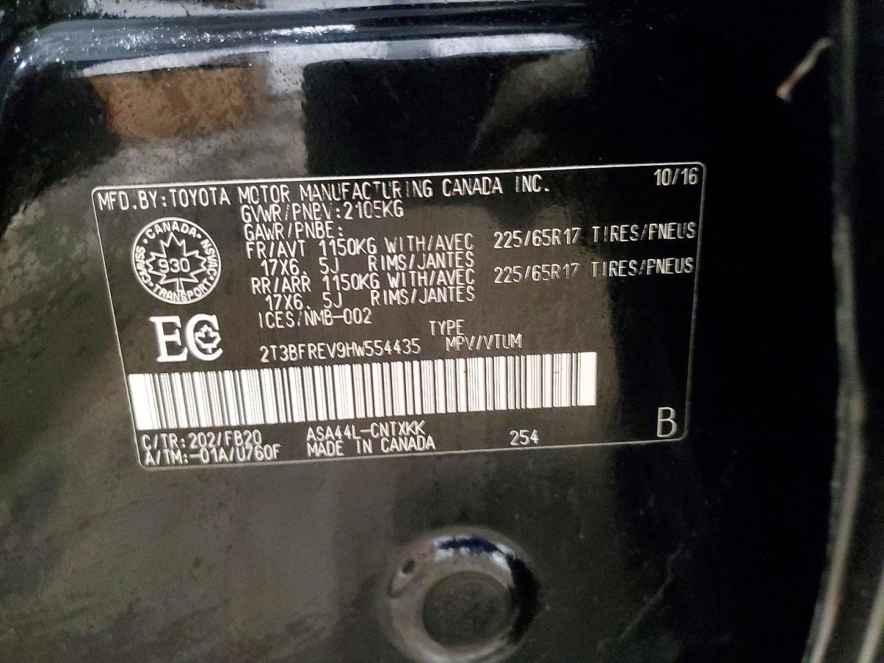 2017 TOYOTA RAV4 LE photo 27