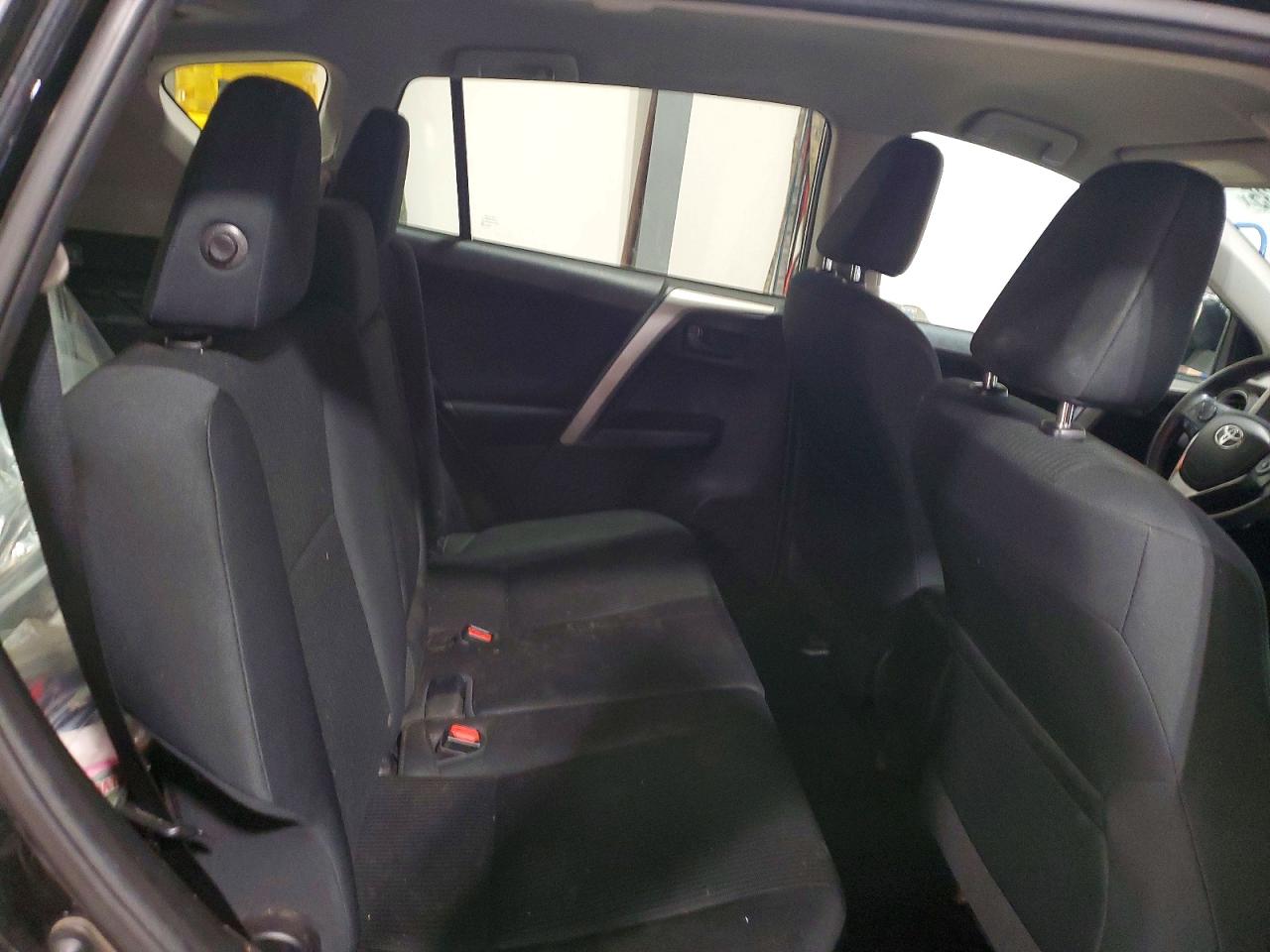 2017 TOYOTA RAV4 LE photo 21