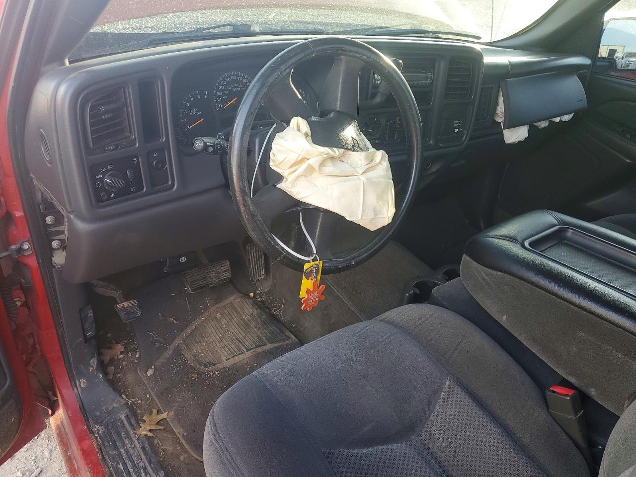 2004 CHEVROLET SILVERADO C1500 photo 22
