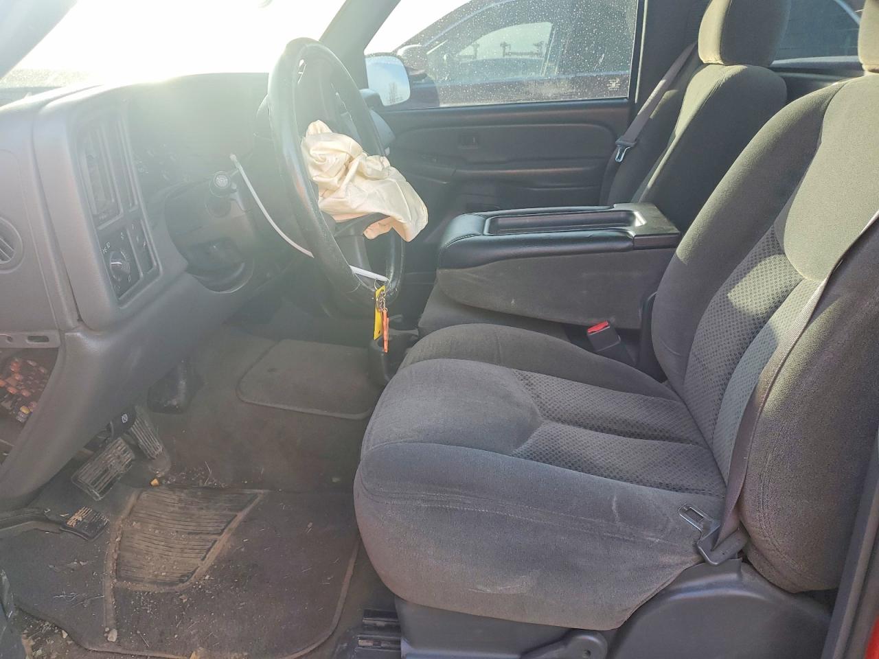 2004 CHEVROLET SILVERADO C1500 photo 19