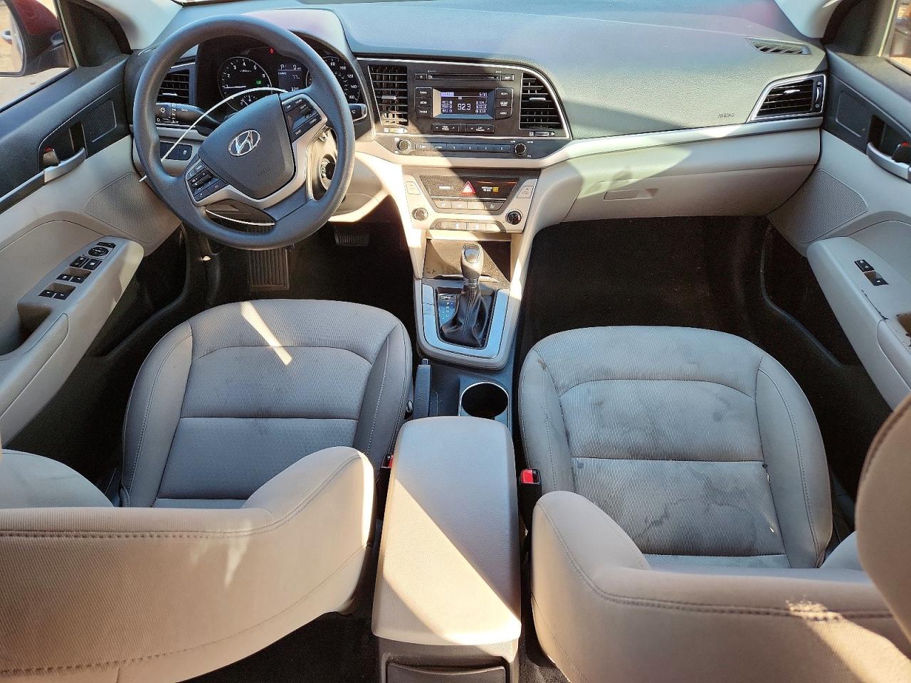 2017 HYUNDAI ELANTRA SE photo 8
