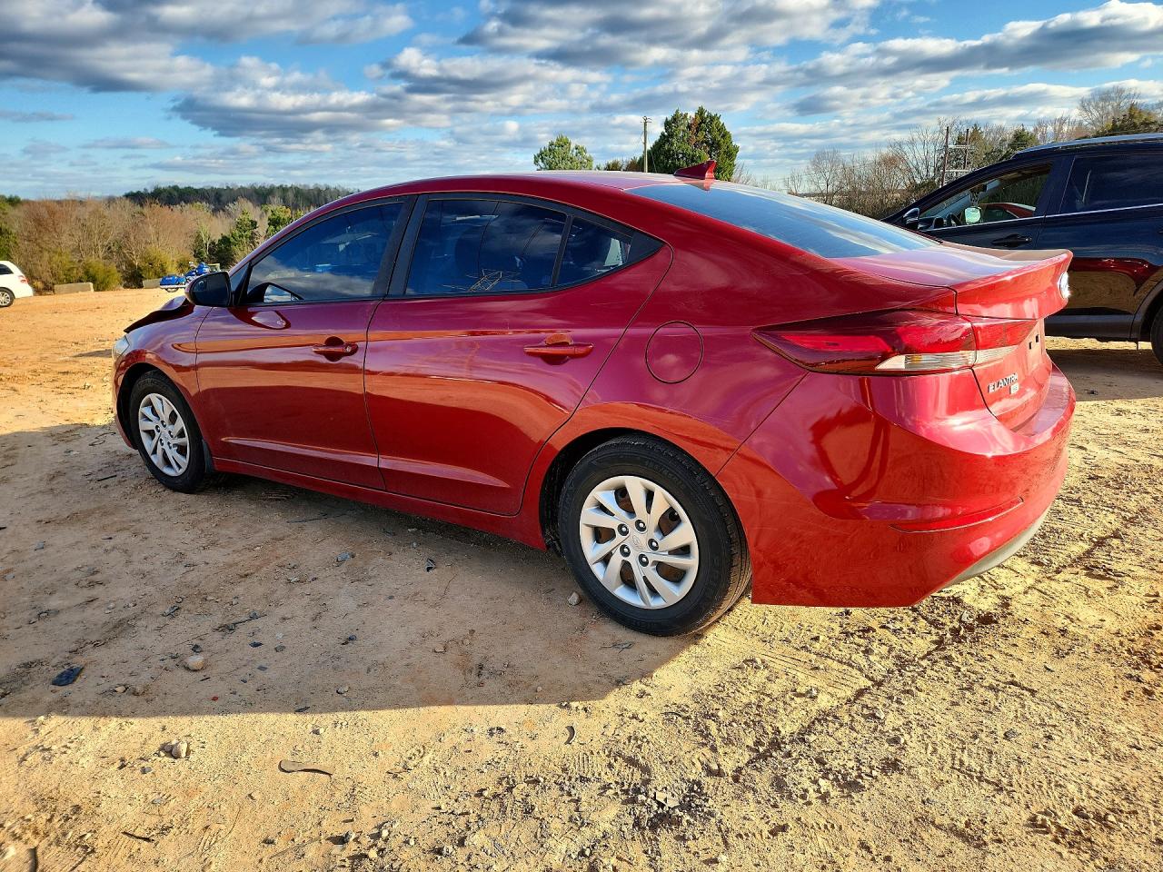 2017 HYUNDAI ELANTRA SE photo 2