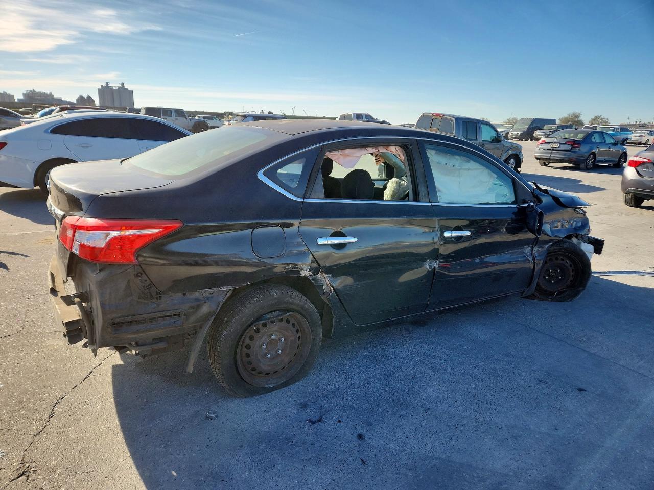2016 NISSAN SENTRA S photo 3