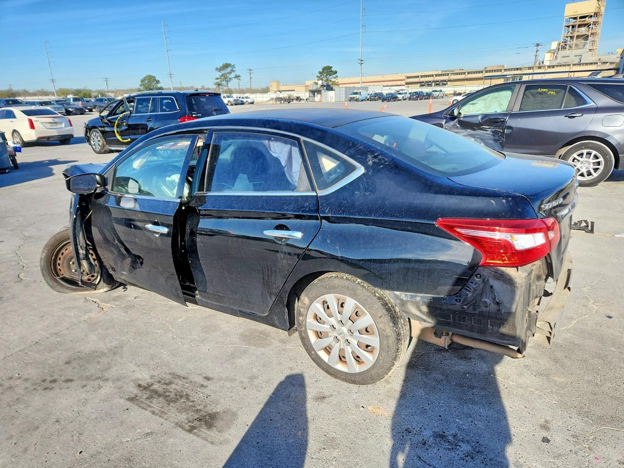 2016 NISSAN SENTRA S photo 2
