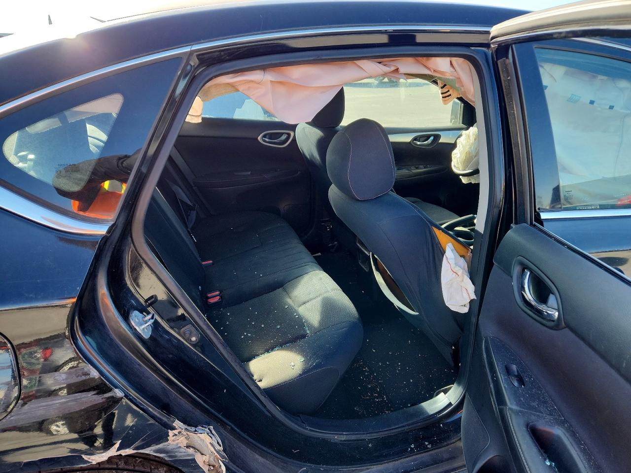 2016 NISSAN SENTRA S photo 10