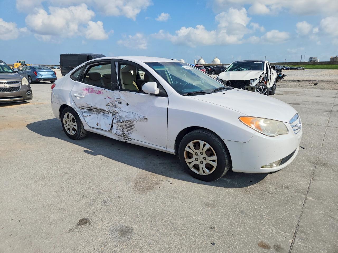 2010 HYUNDAI ELANTRA BLUE photo 4