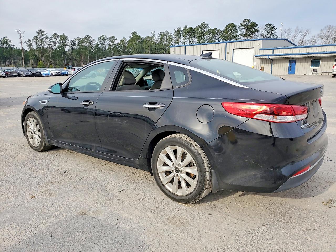 2018 KIA OPTIMA LX photo 2