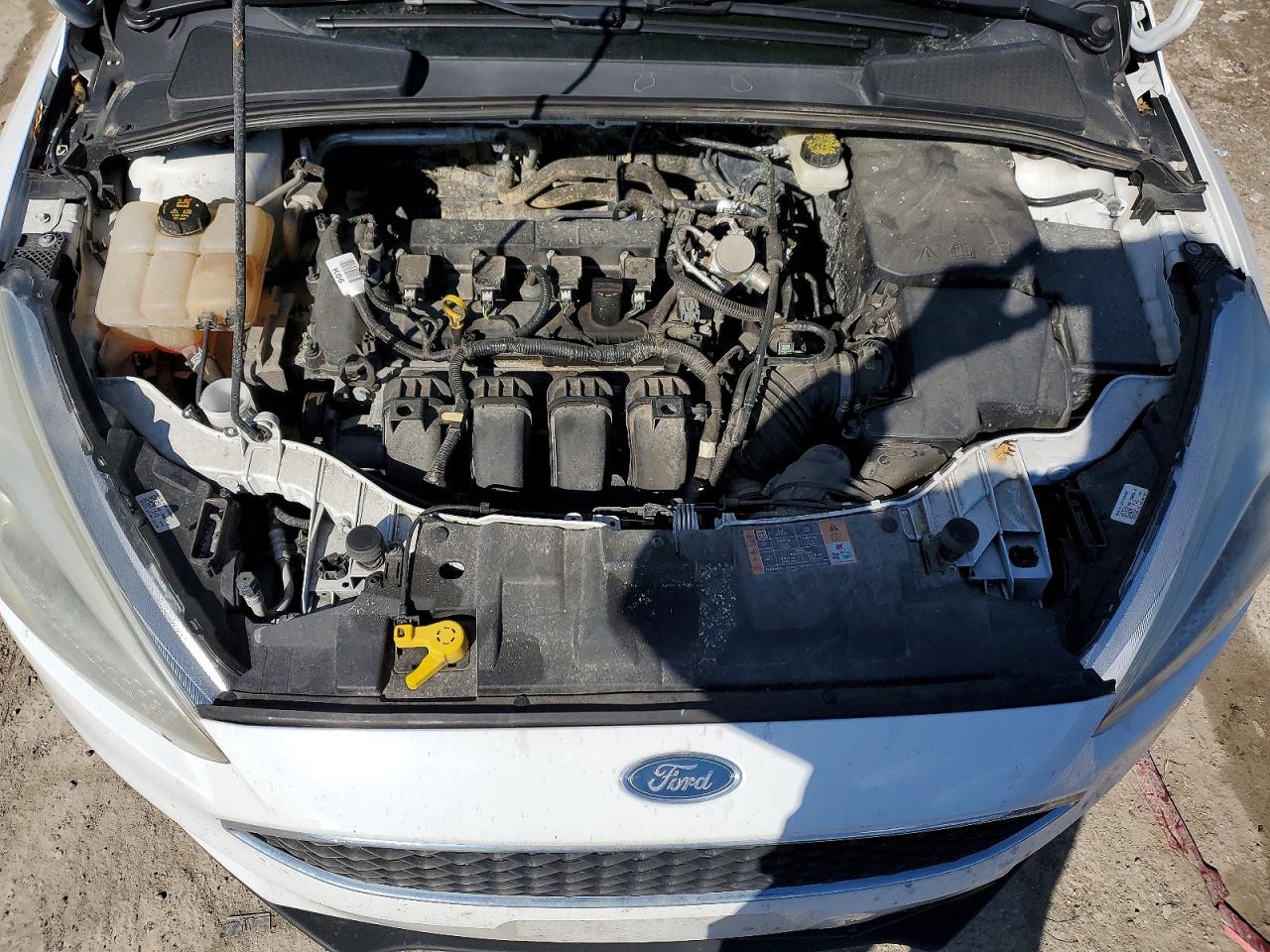 2017 FORD FOCUS SE photo 11