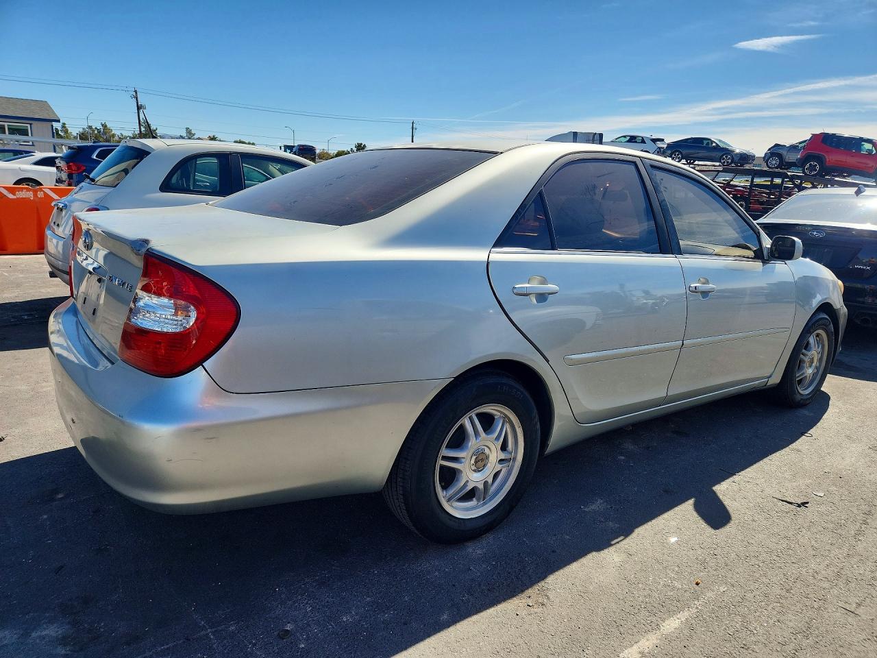 2003 TOYOTA CAMRY LE photo 5