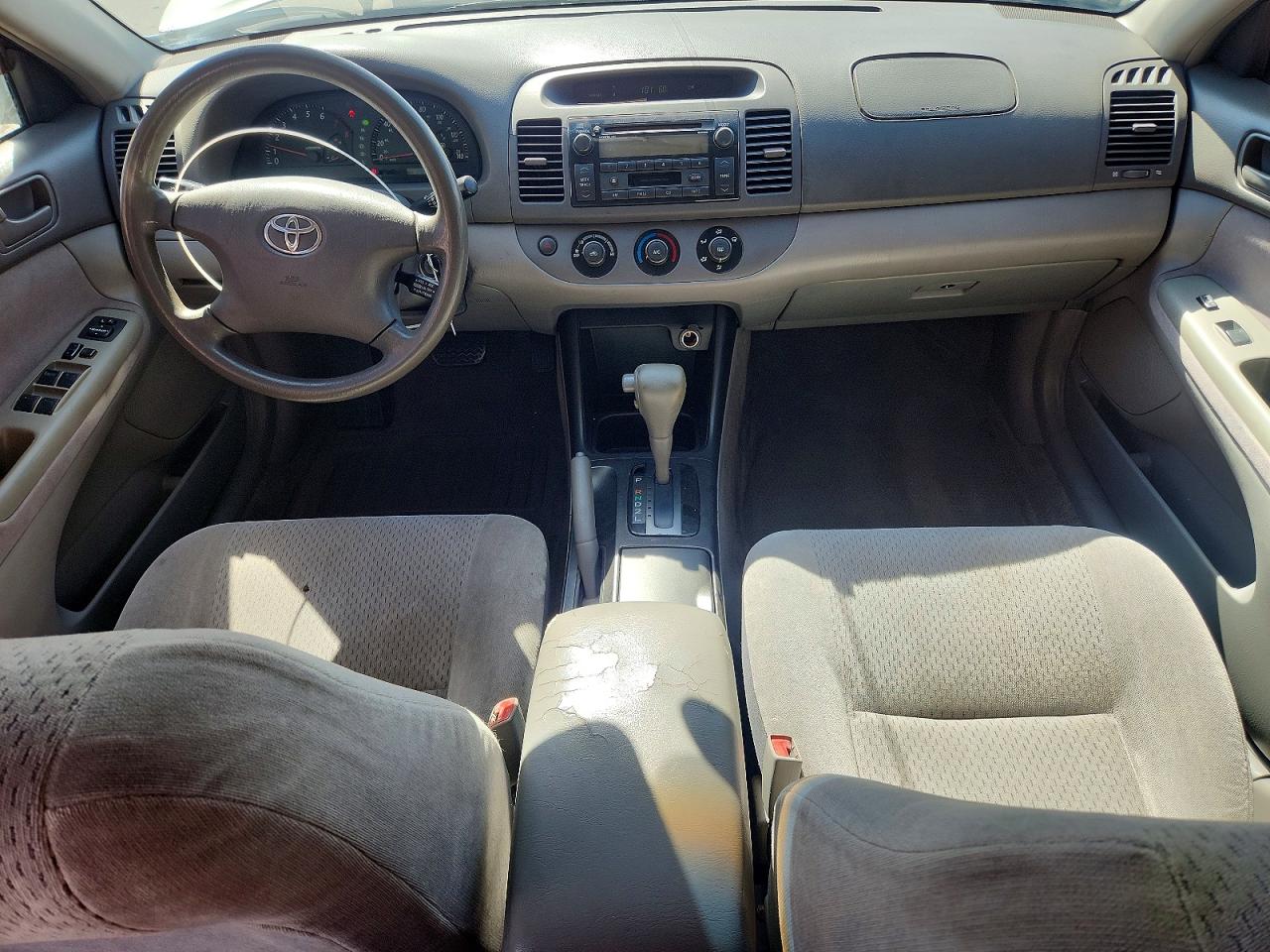 2003 TOYOTA CAMRY LE photo 15