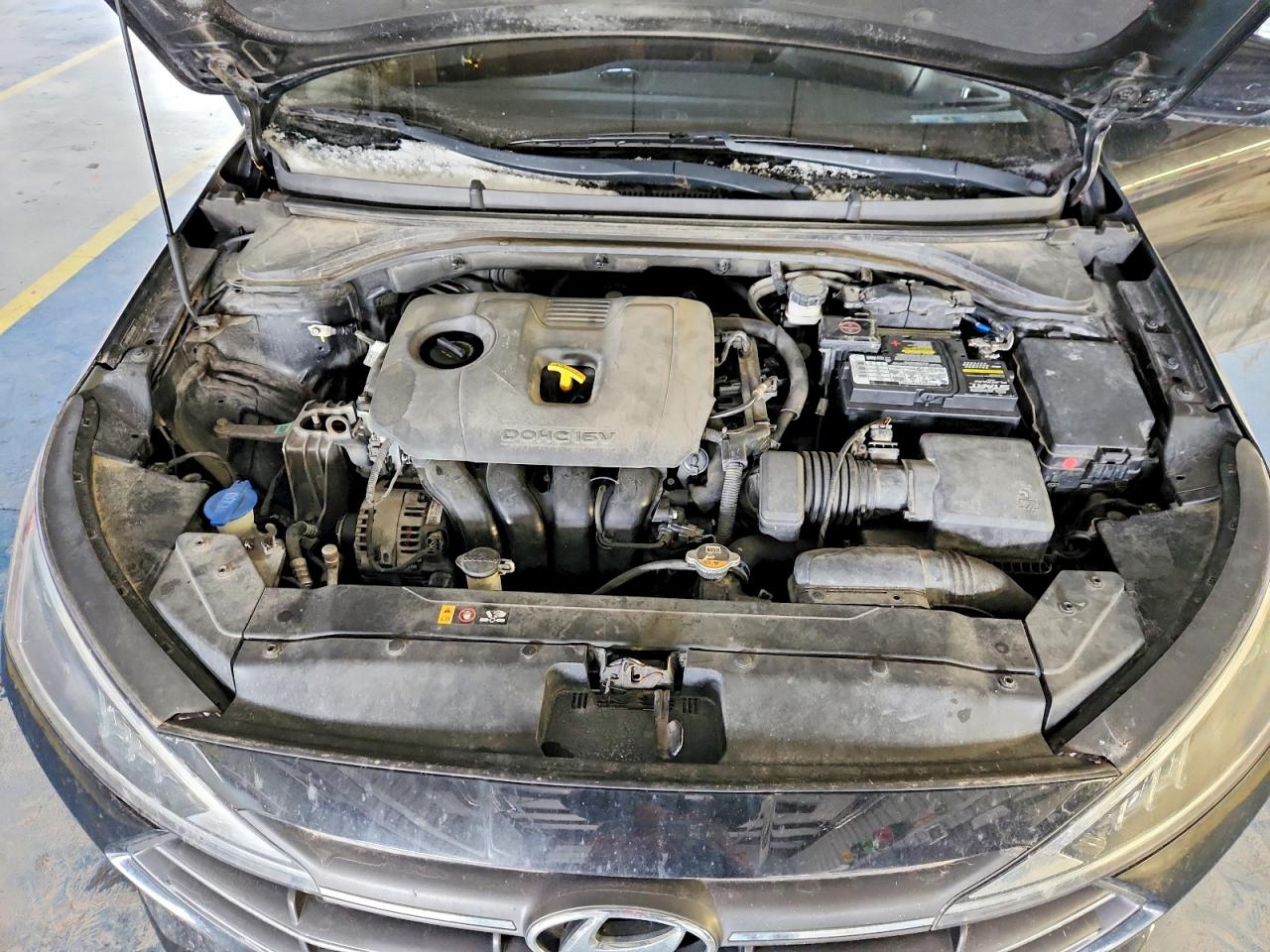 2020 HYUNDAI ELANTRA SEL photo 31