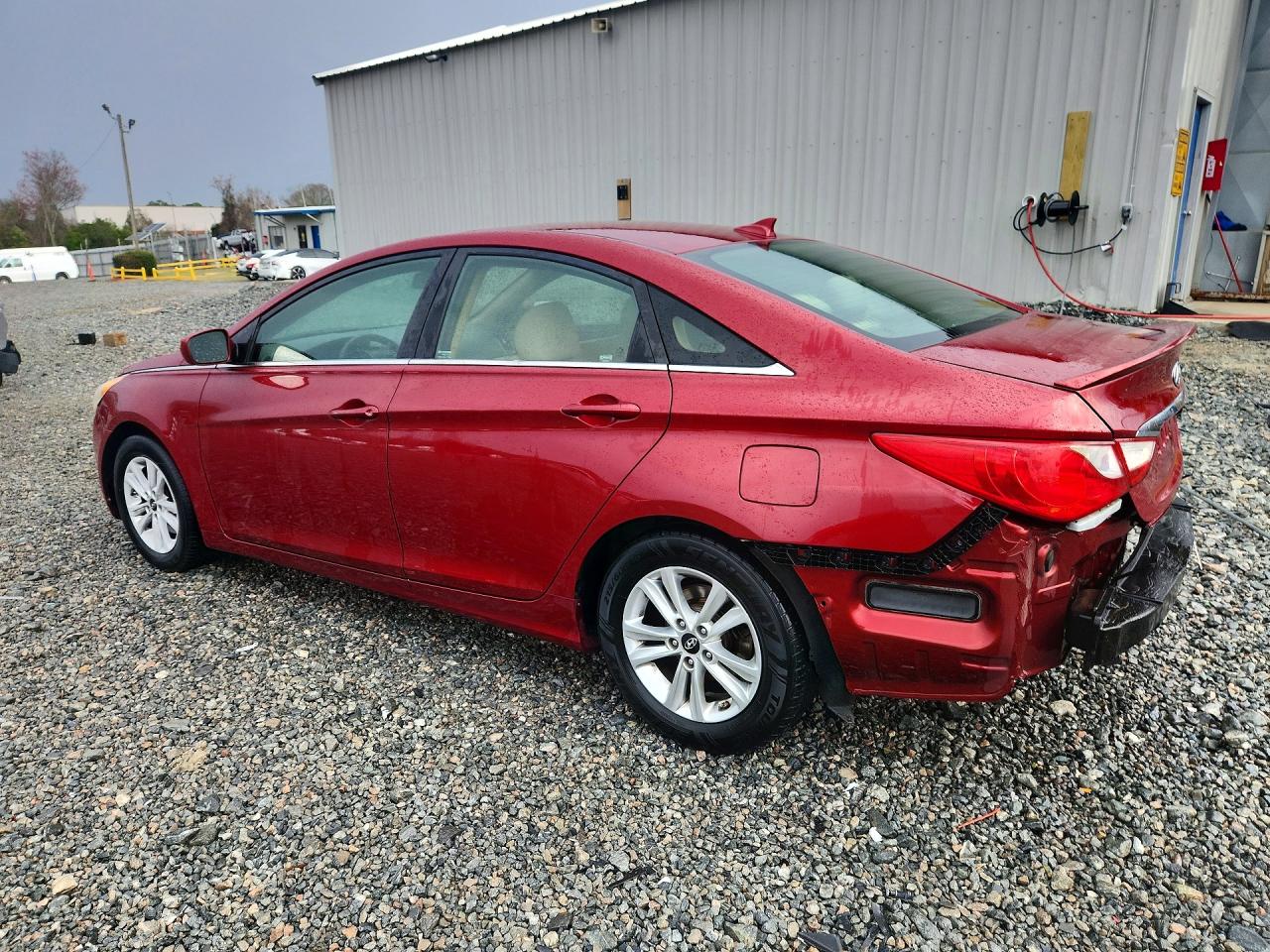 2013 HYUNDAI SONATA GLS photo 2