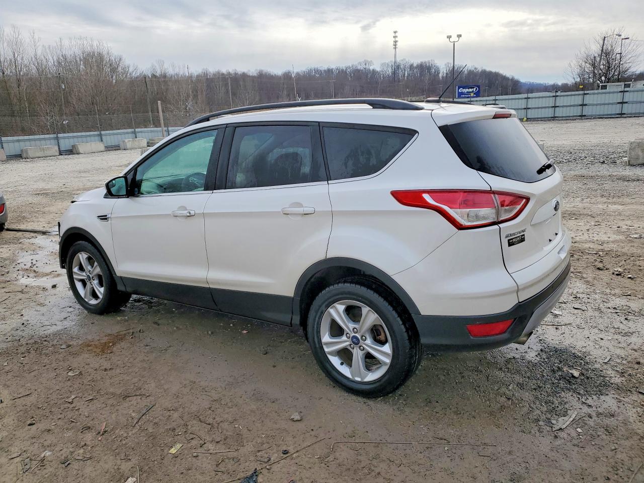 2014 FORD ESCAPE SE photo 4