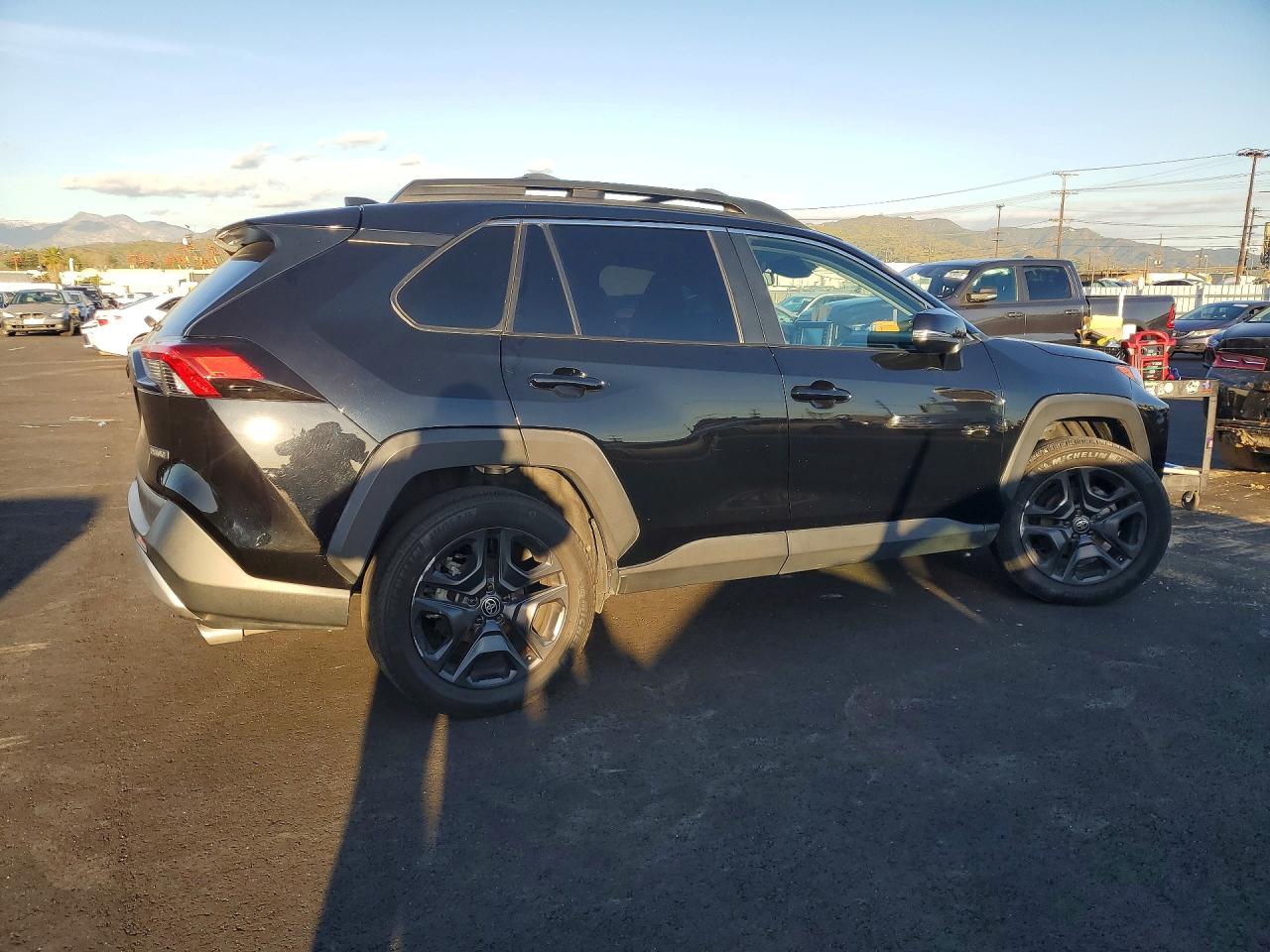 2022 TOYOTA RAV4 ADVENTURE photo 7