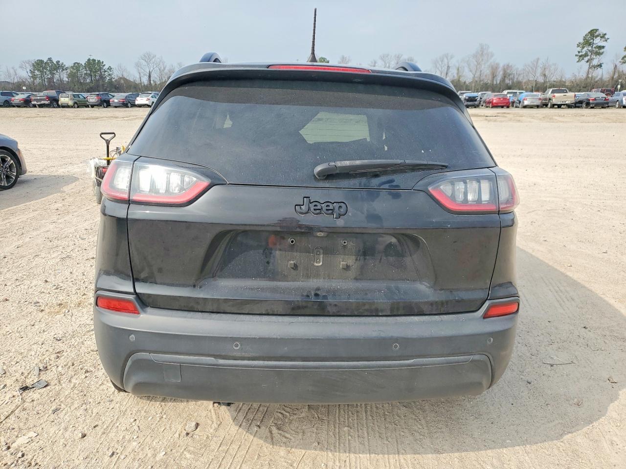 2019 JEEP CHEROKEE LATITUDE PLUS photo 6
