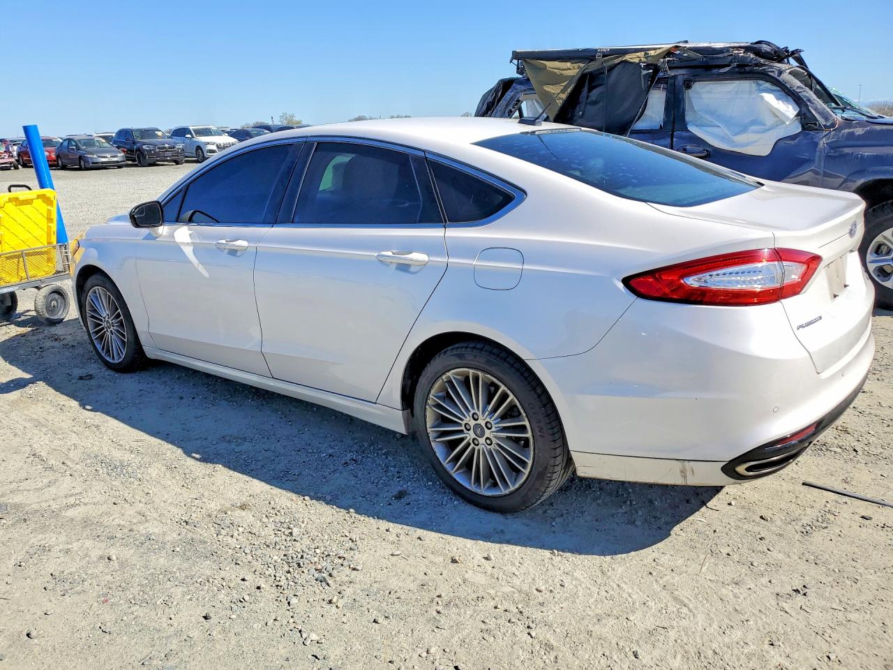 2016 FORD FUSION SE photo 2