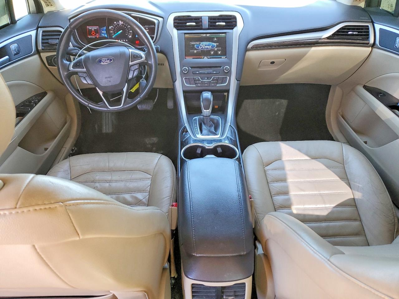 2016 FORD FUSION SE photo 8