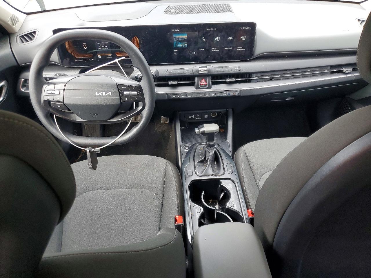 2025 KIA K4 photo 8