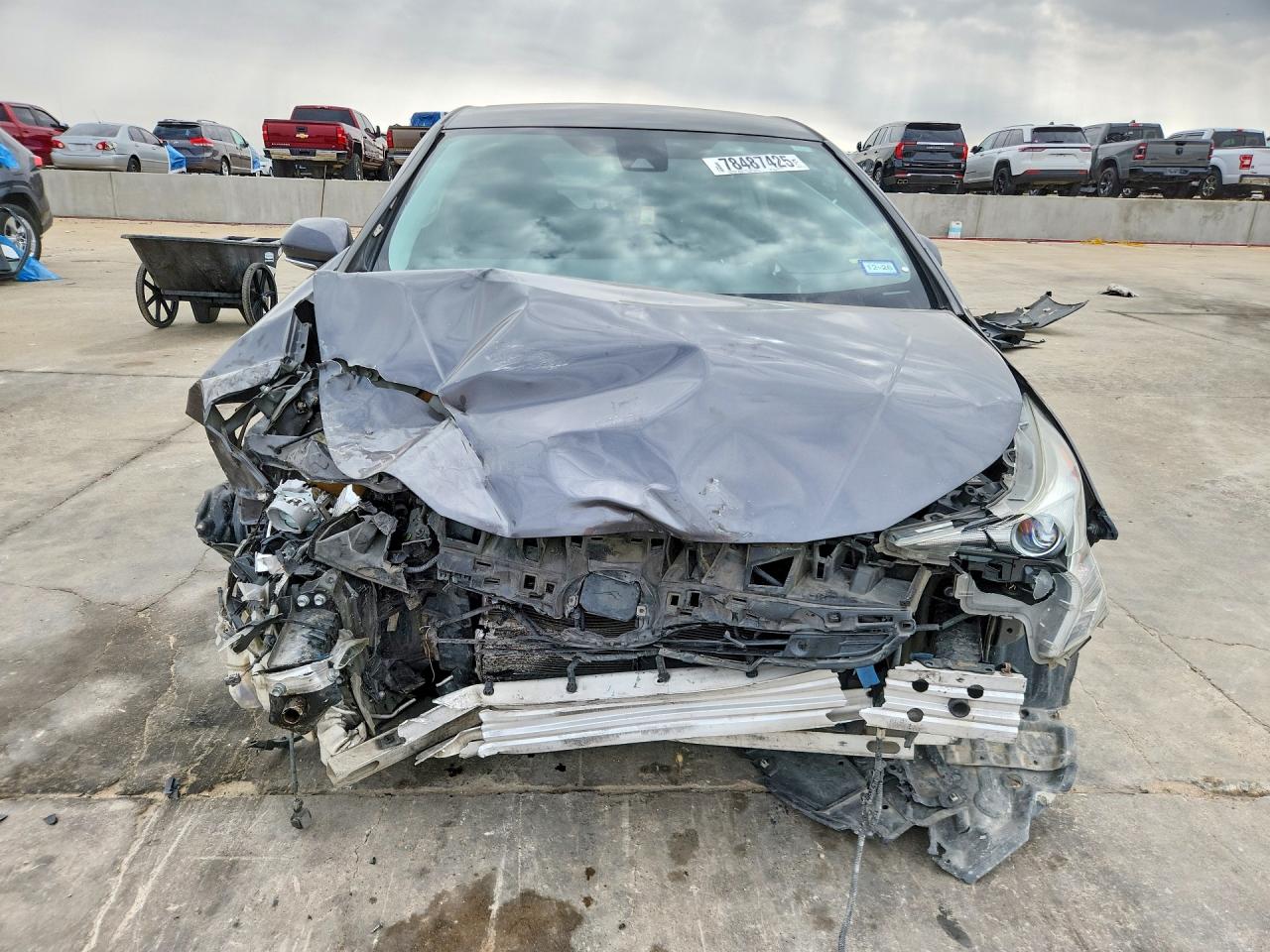 2018 TOYOTA PRIUS TWO photo 5