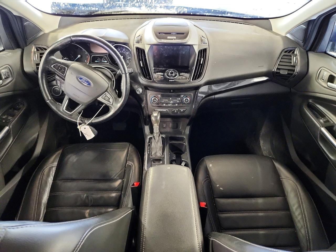 2017 FORD ESCAPE TITANIUM photo 8