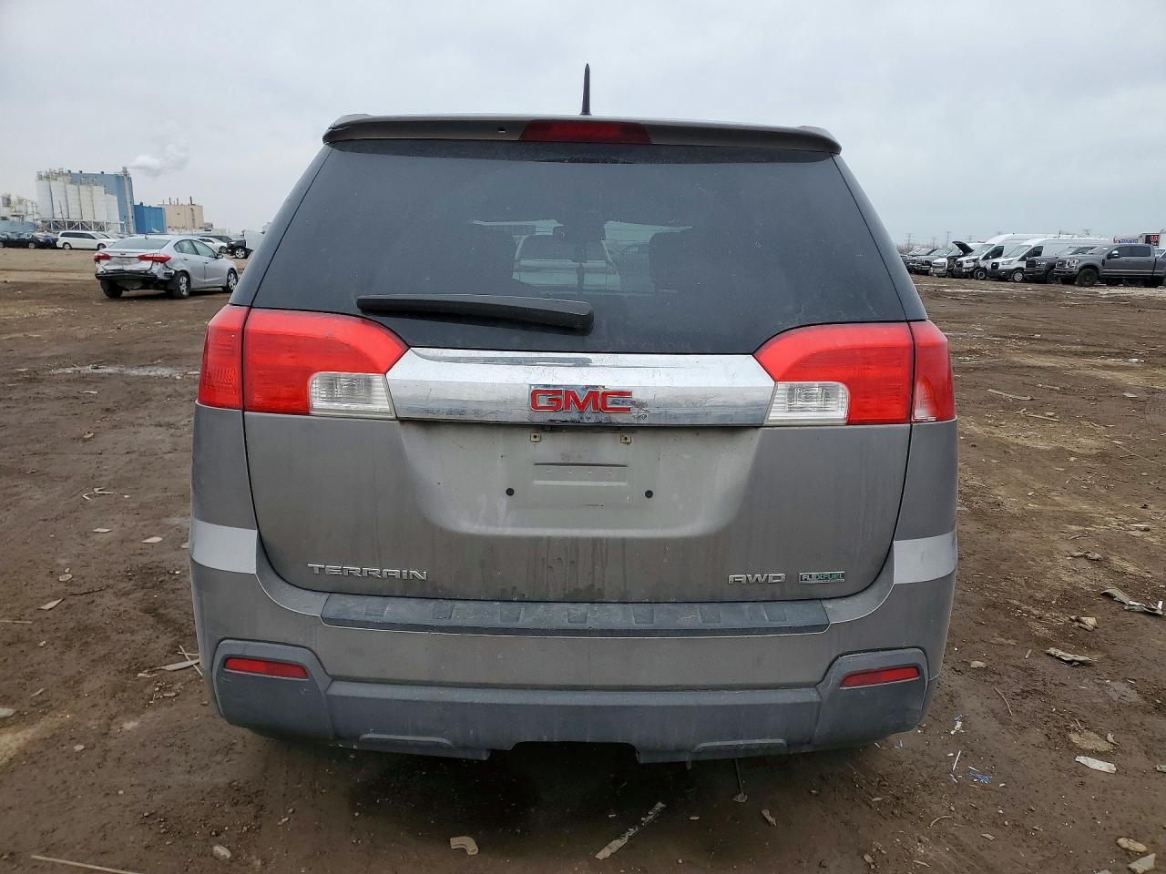 2012 GMC TERRAIN SLE photo 6