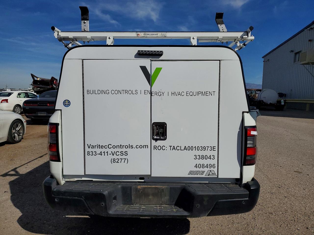 2024 NISSAN FRONTIER S photo 11