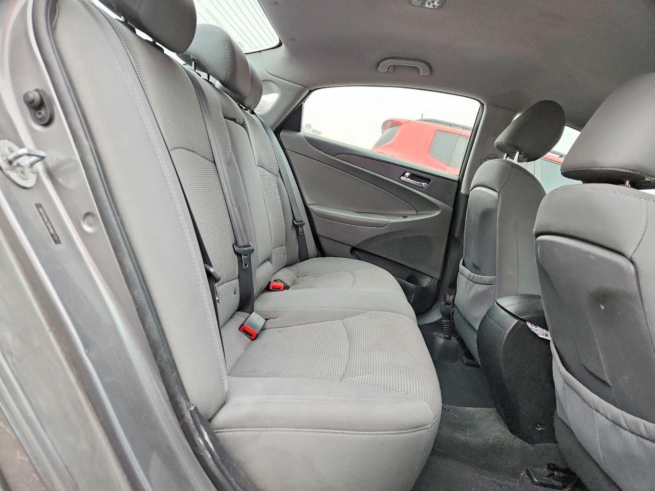 2013 HYUNDAI SONATA GLS photo 10